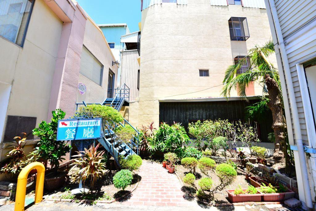 Paiwei Motel Tainan Zewnętrze zdjęcie